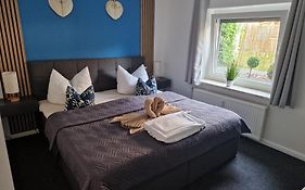 Nahe Kiel, 4 Betten, 2 Schlafzimmer Küstennähe mit Terrasse 3km zum Strand